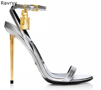 Ljetne ženske sandale novi stil naziv marke celebrity Metalni dvorac na щиколотке Sandale, zlatne cipele na ukosnica s bravom na visokim petama