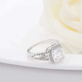 Vjenčani prsten LUOTEEMI za žene Boje bijelog zlata Vjenčanje Kvadrat ukras od kristala CZ Moderan Luksuzni pribor za nakita Bague