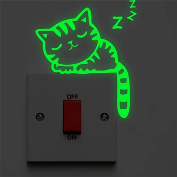 Osvijetljeni prekidač oznaka svijetli u mraku crtani mačka je životinja fluorescentna naljepnica zid za dječje sobe home dekor vinil poster